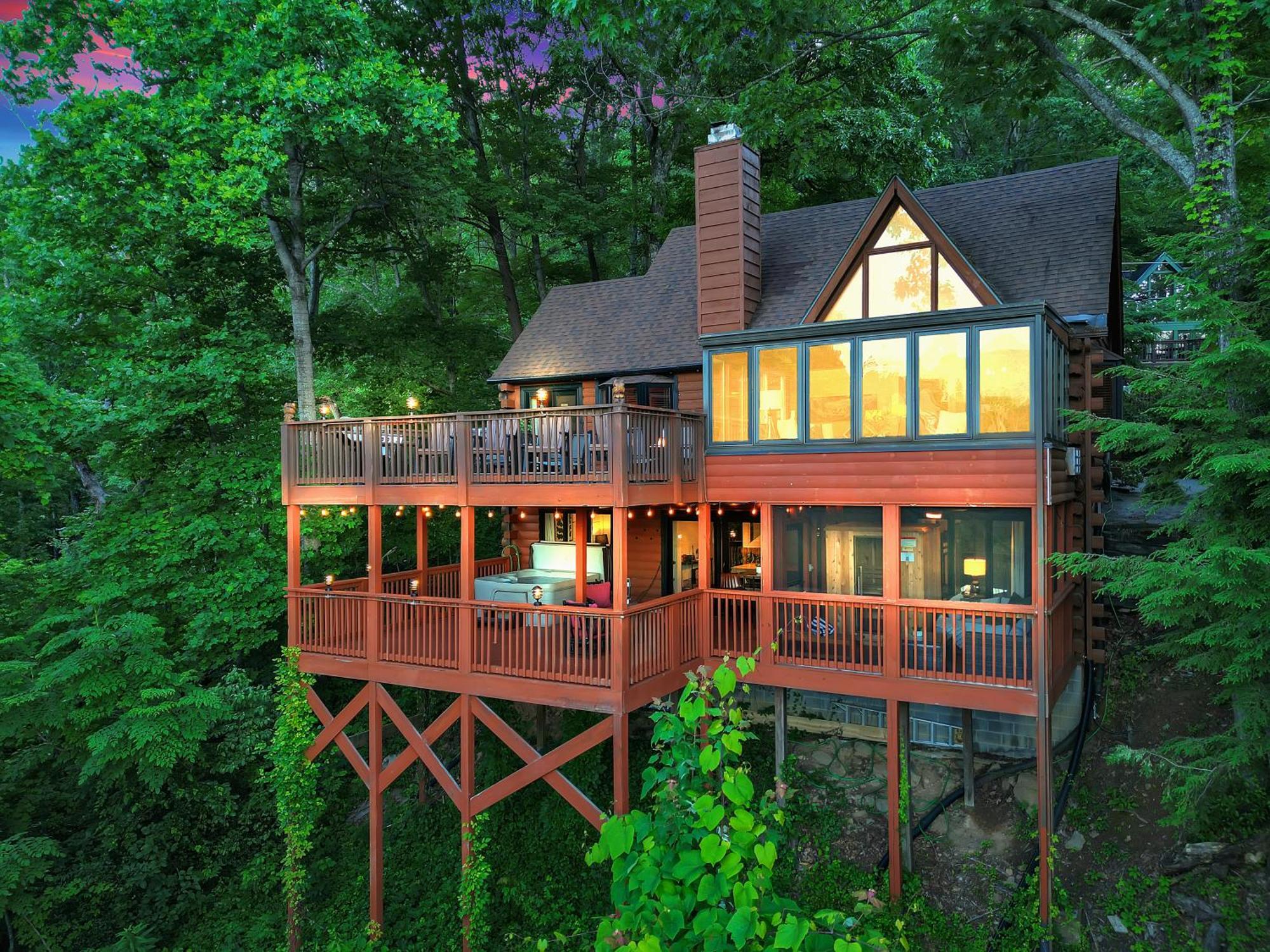 Family Chalet With Sauna, Hottub, Heavenly Views! Mins To Downtown! Gatlinburg Εξωτερικό φωτογραφία