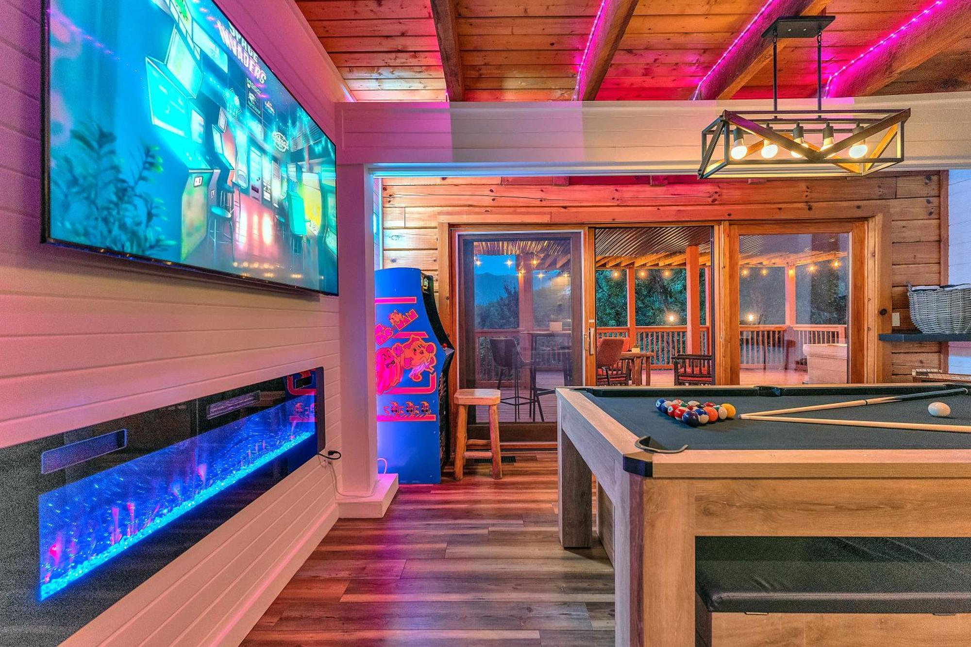 Family Chalet With Sauna, Hottub, Heavenly Views! Mins To Downtown! Gatlinburg Εξωτερικό φωτογραφία