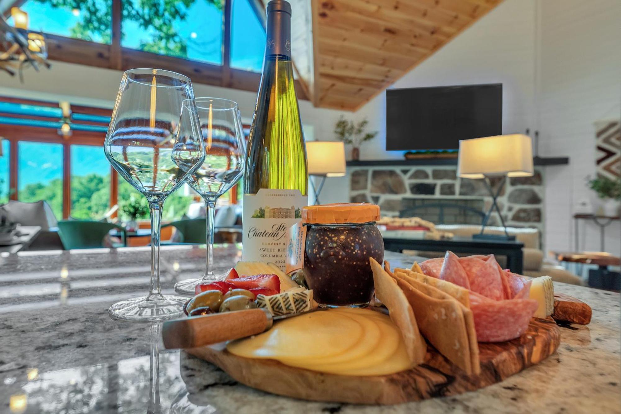 Family Chalet With Sauna, Hottub, Heavenly Views! Mins To Downtown! Gatlinburg Εξωτερικό φωτογραφία