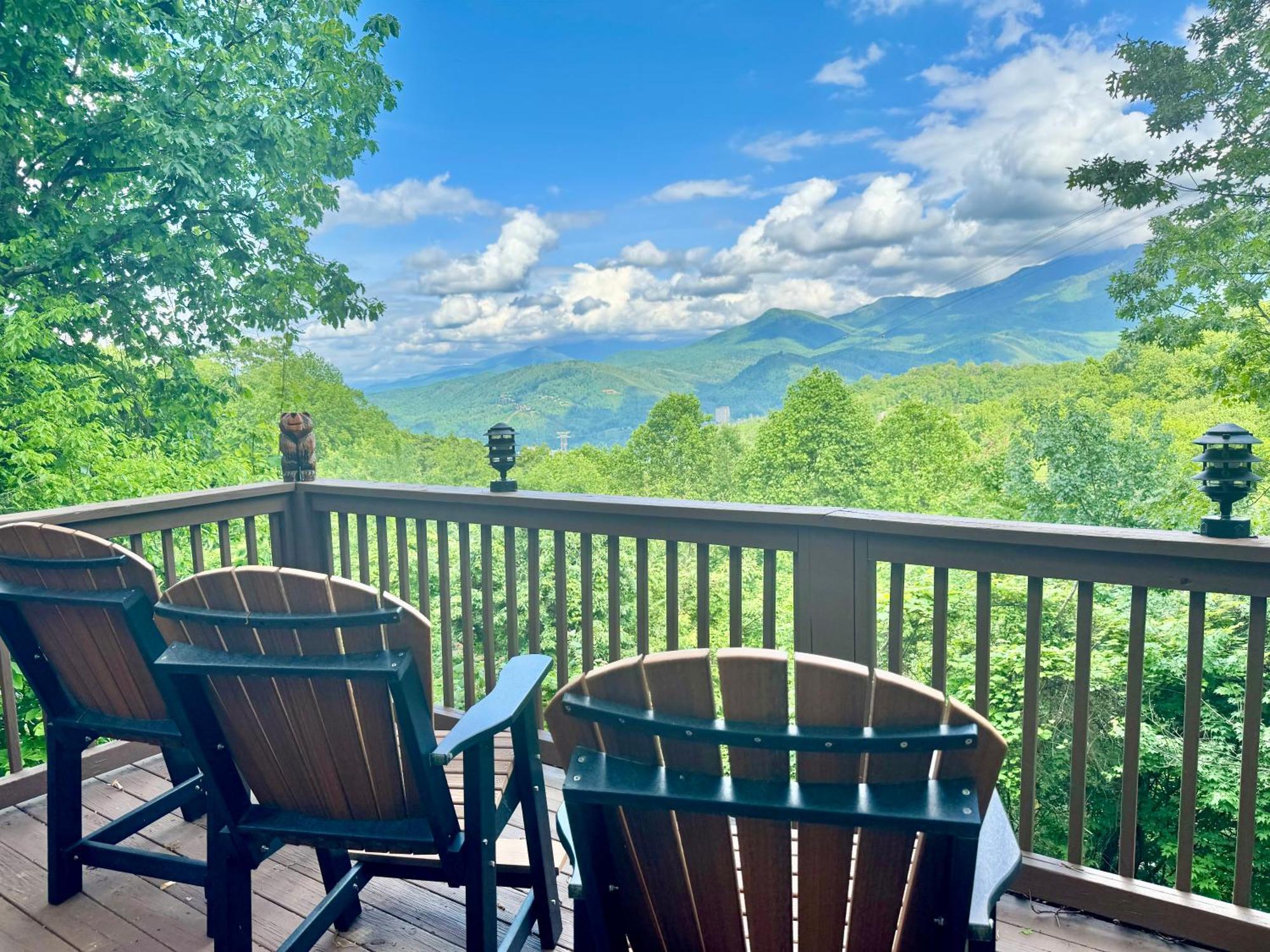 Family Chalet With Sauna, Hottub, Heavenly Views! Mins To Downtown! Gatlinburg Εξωτερικό φωτογραφία